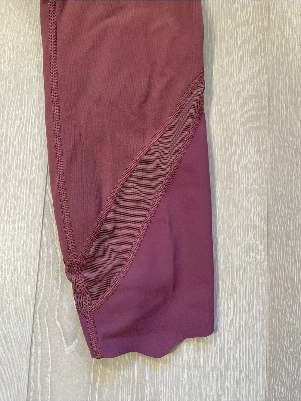 Lululemon Wunder Under Crop High-Rise *Roll Down Scallop Petal Pink size 6 fit - Picture 7 of 14